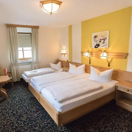 Hotel Löwen 3*