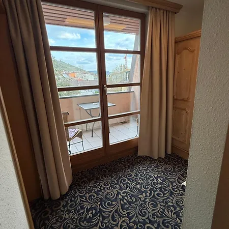 Loewen Otel Randersacker