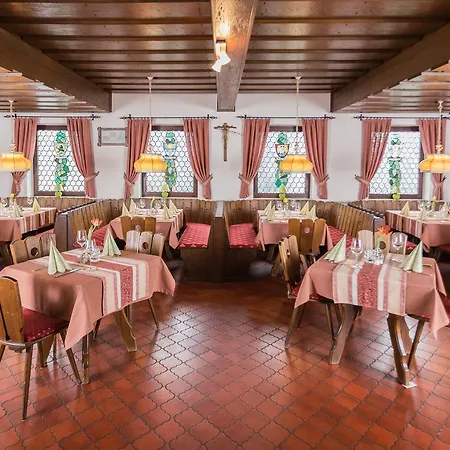 Löwen Hotel Randersacker
