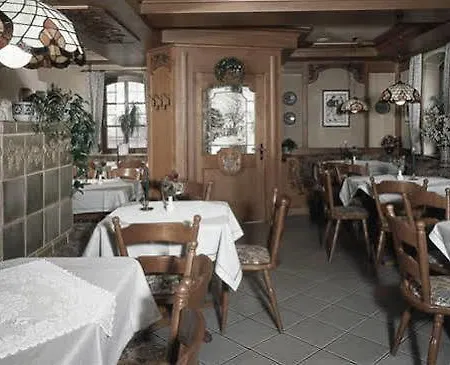 Hotel Löwen 3*