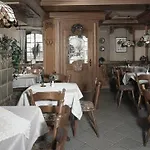 Hotel Loewen 3*