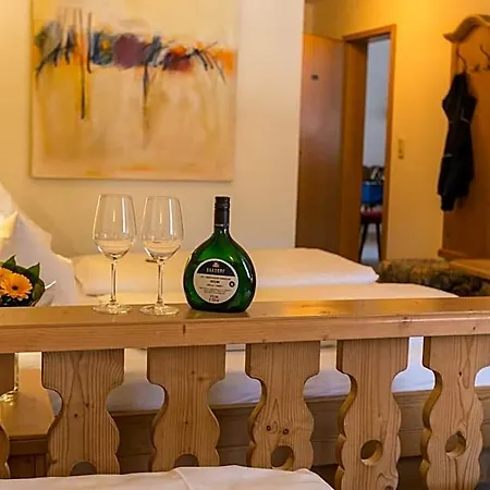 Loewen Hotel 3*