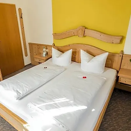 Hotel Loewen Randersacker